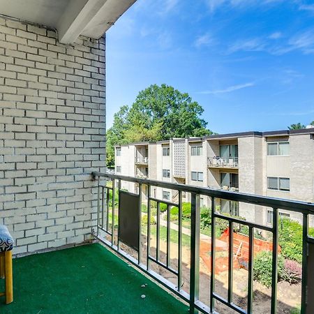 North Bethesda Apartment With Community Pool! Eksteriør billede